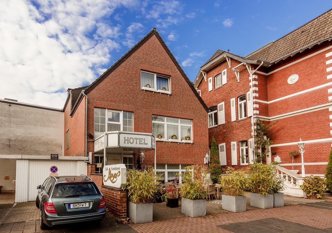 Hotel Meyer Bergheim  Buitenkant foto