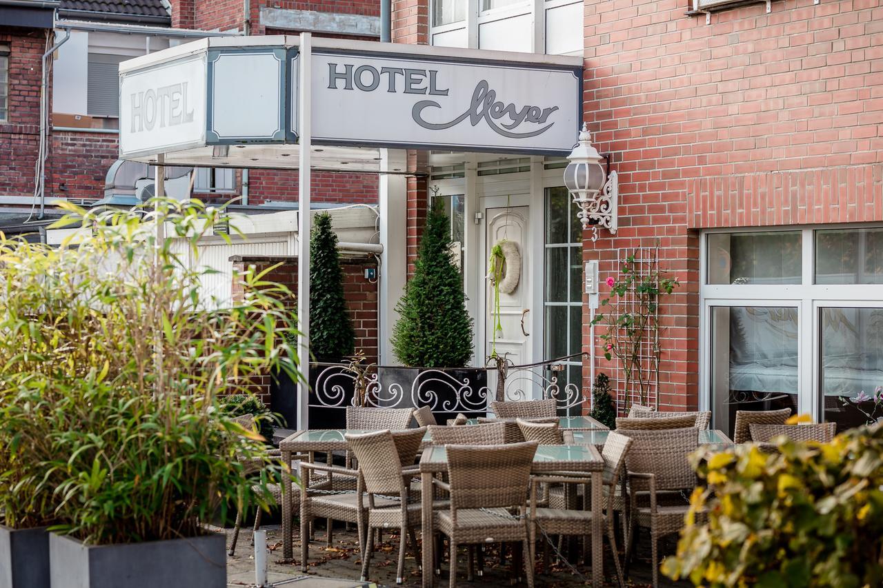 Hotel Meyer Bergheim  Buitenkant foto
